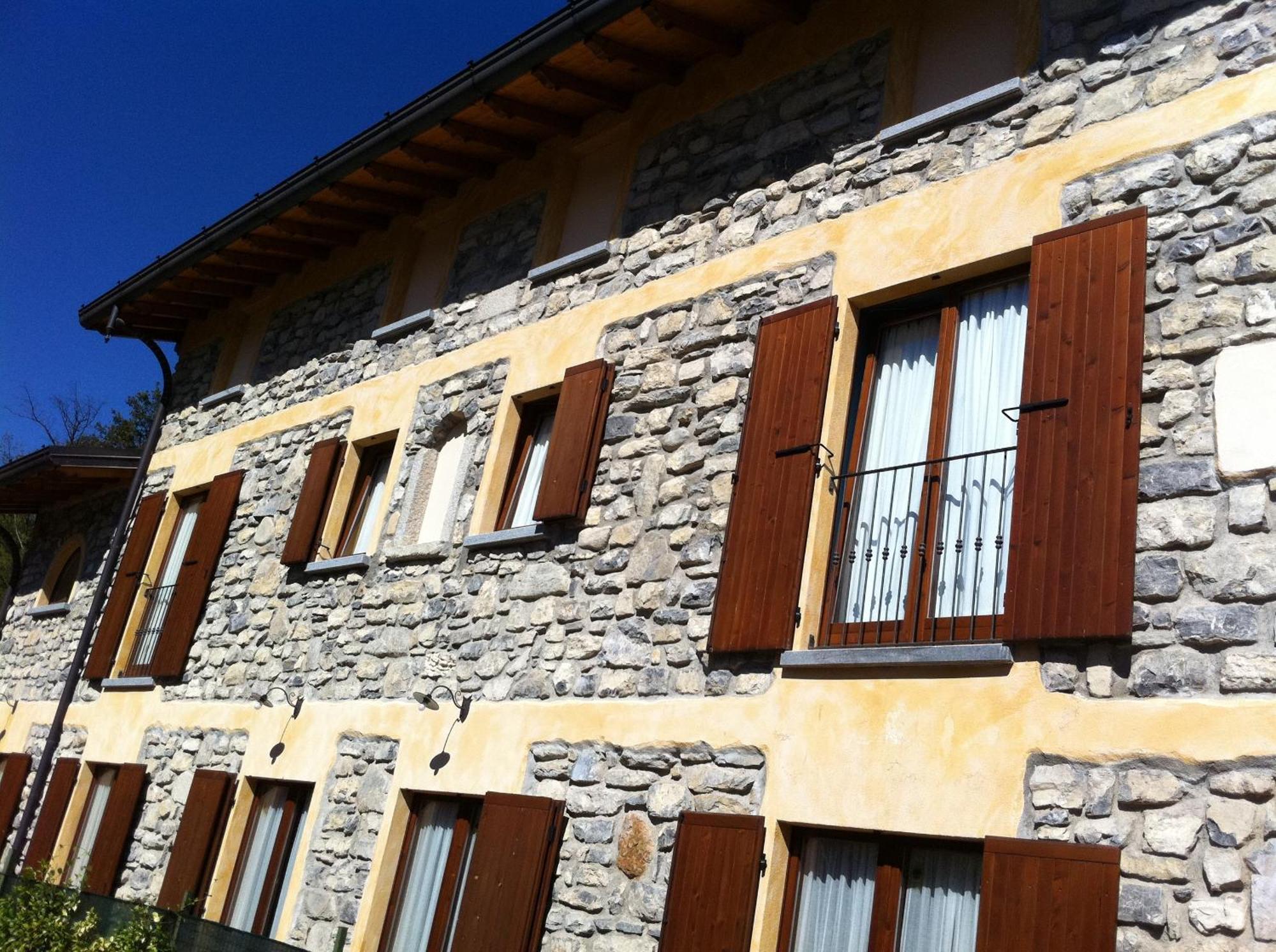 Agriturismo Il Talento Nella Quiete Castiglione dʼIntelvi Exterior foto